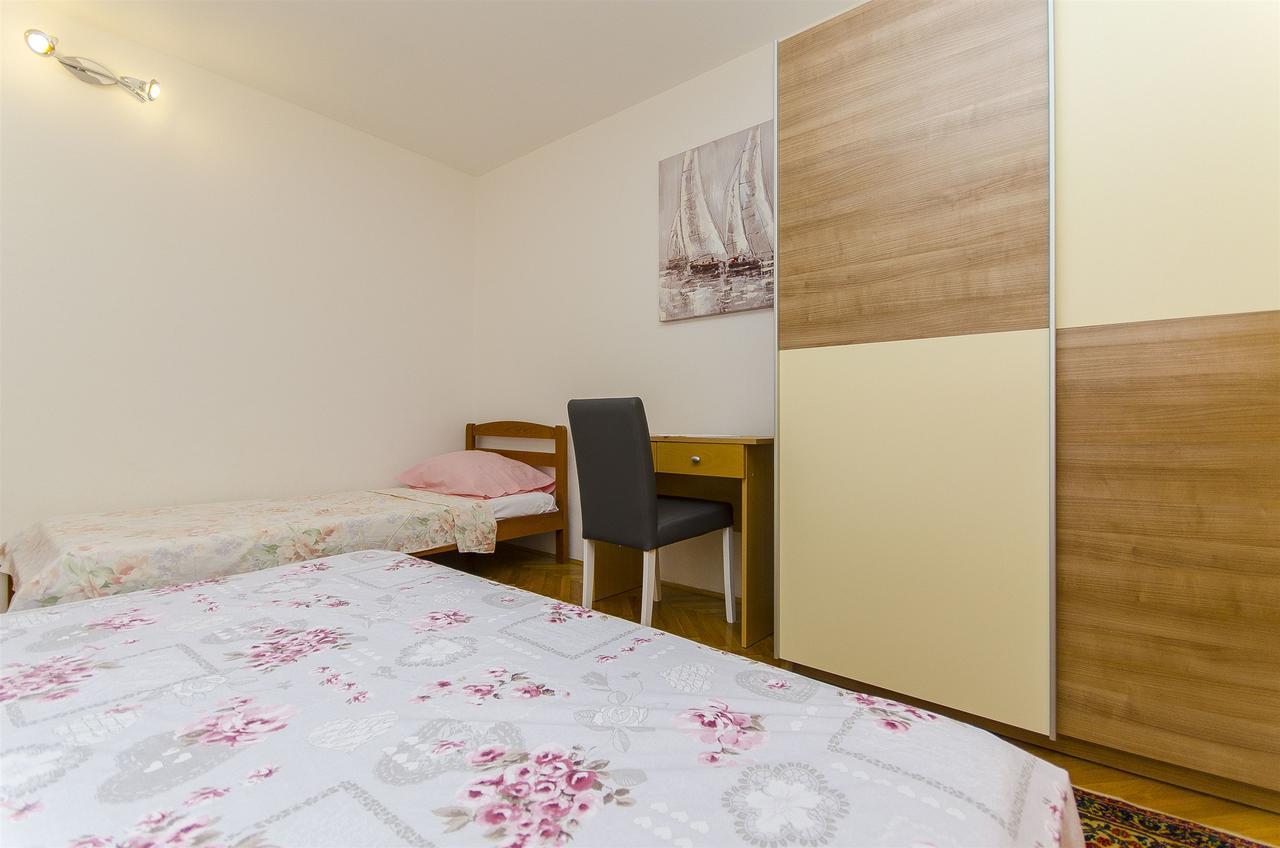 Apartments Karlo Trogir Extérieur photo