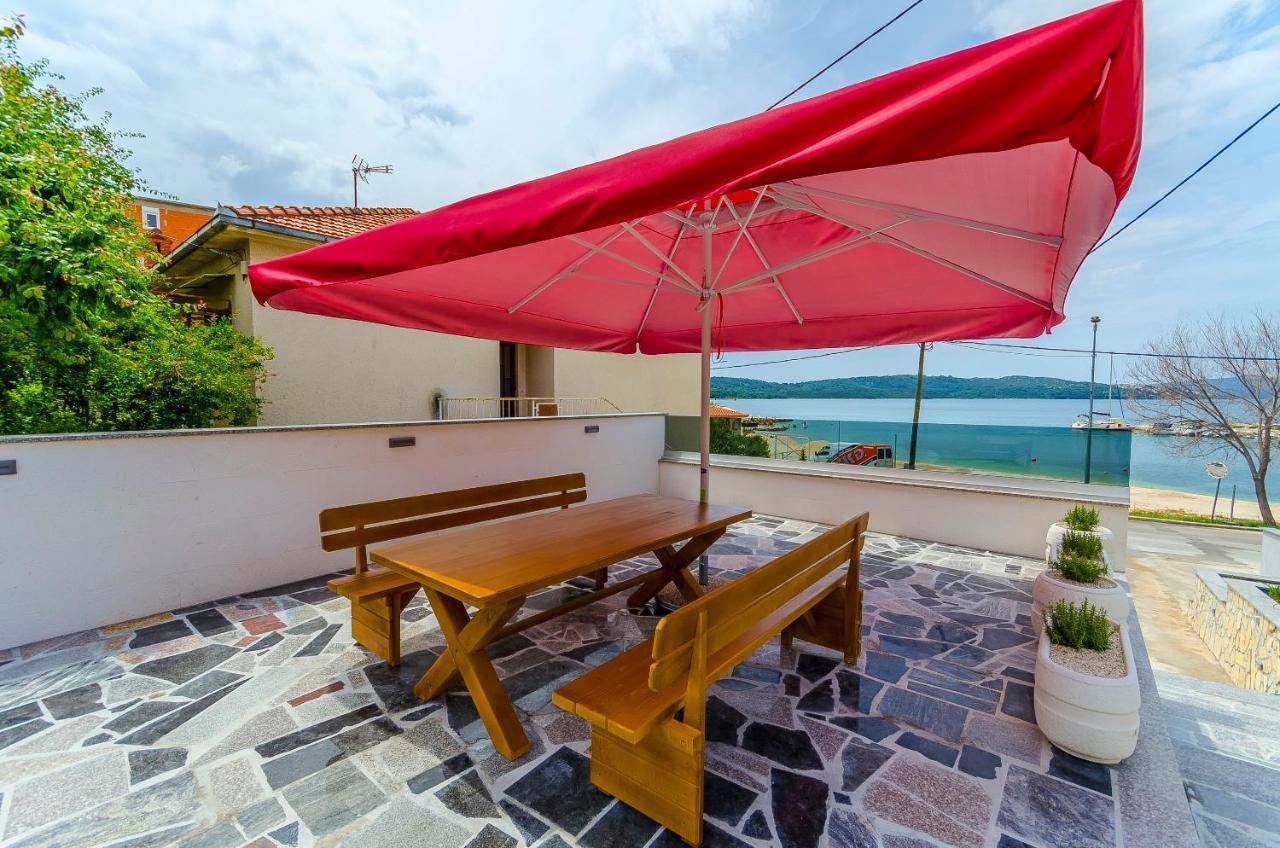 Apartments Karlo Trogir Extérieur photo